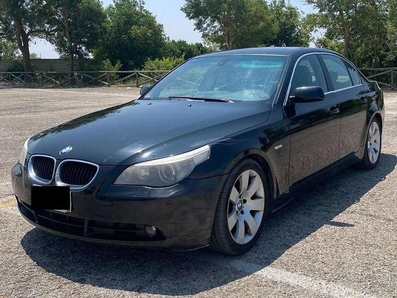 Usata BMW 520 Comfort Edition 163 CV (119 kW) 2005 Nero Berlina