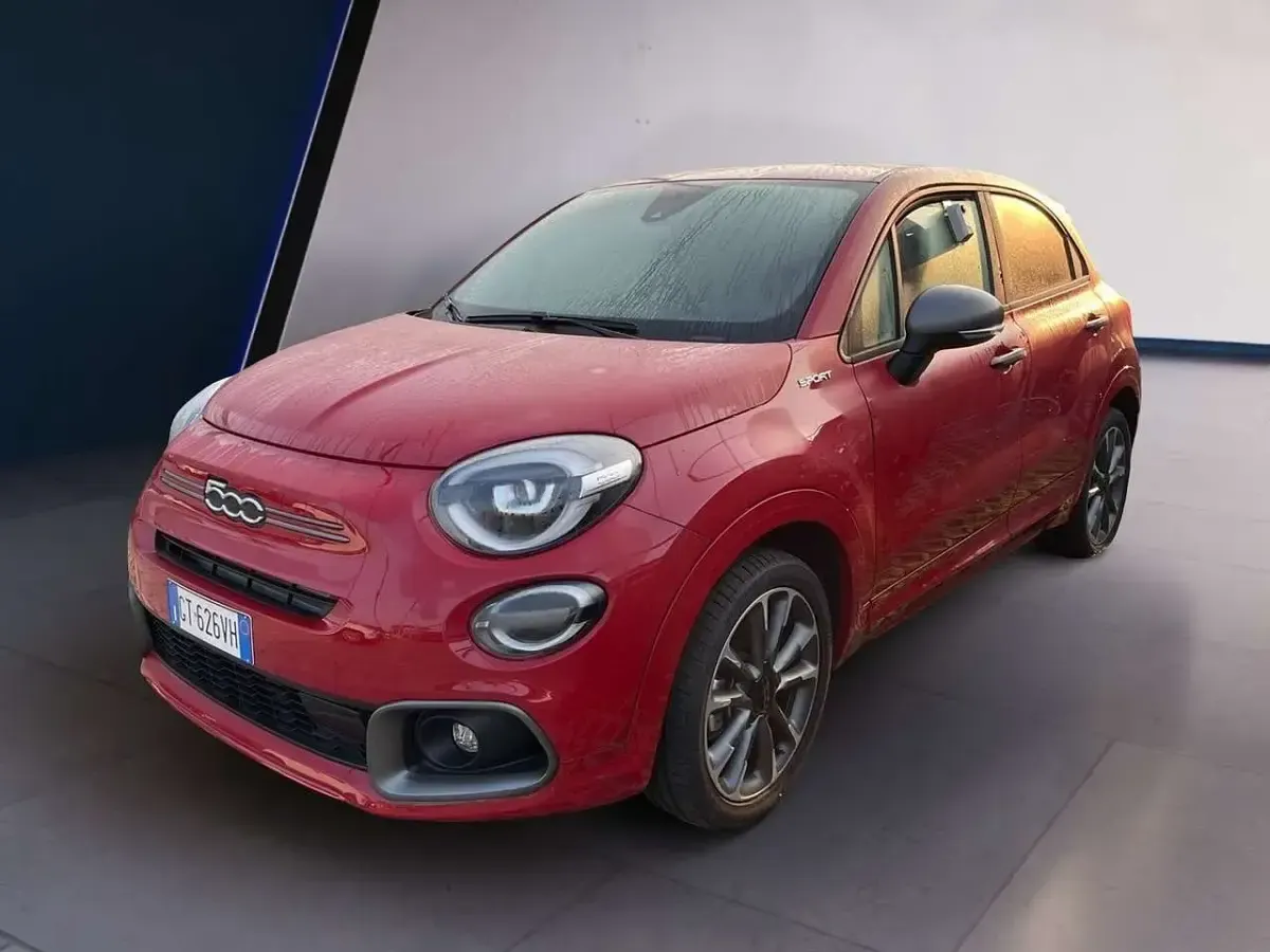 Usado Fiat 500 131 CV (96 kW) 2024 Rojo SUV