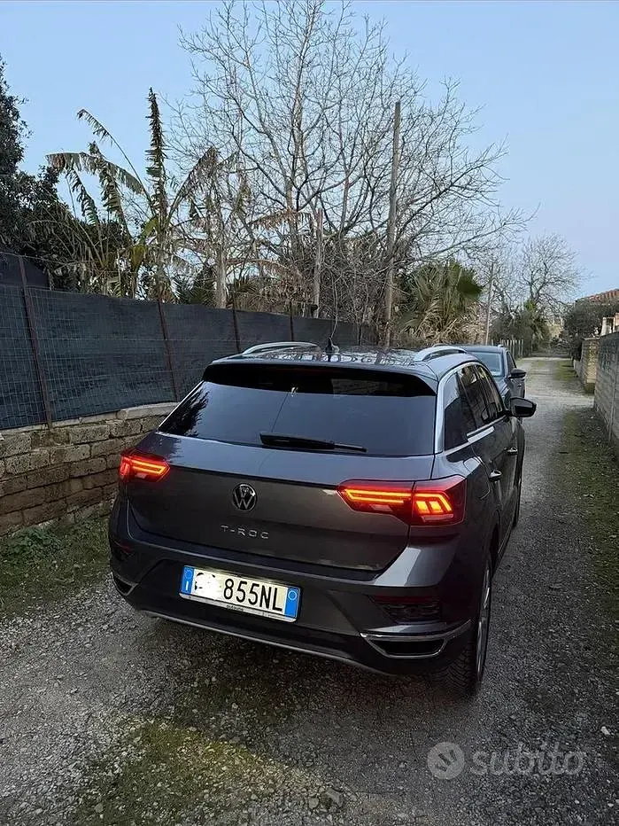 Usata VW T-Roc Advance 150 CV (110 kW) 2021 Grigio SUV