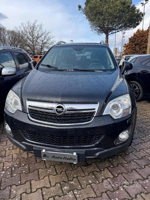 Nero Usata 2011 Opel Antara SUV | 5990 € (Buon prezzo) - Immagine 1/4