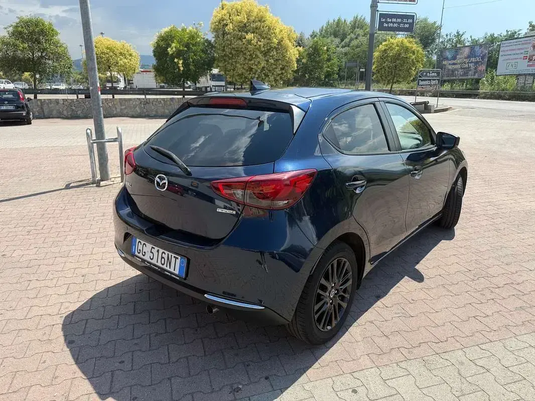 Usata Mazda 2 Homura-Line 90 CV (66 kW) 2022 Blu/azzurro Utilitaria