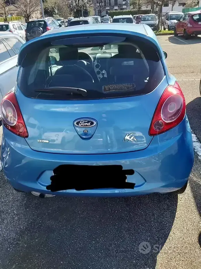 Usata Ford Ka 75 CV (55 kW) 2009 Blu Utilitaria