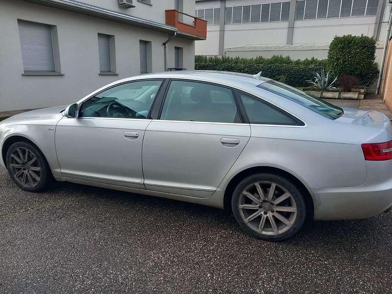 Usata Audi A6 Advanced 170 CV (125 kW) 2011 Argento Berlina