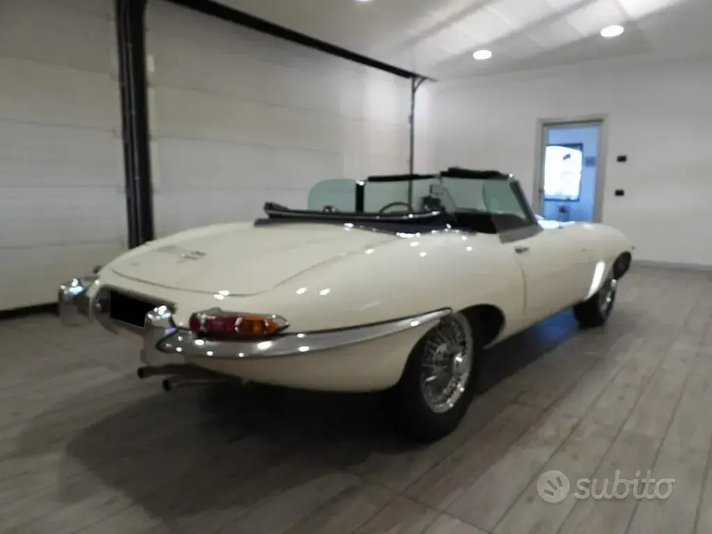 Usata Jaguar E-Type 1960 Bianco Berlina