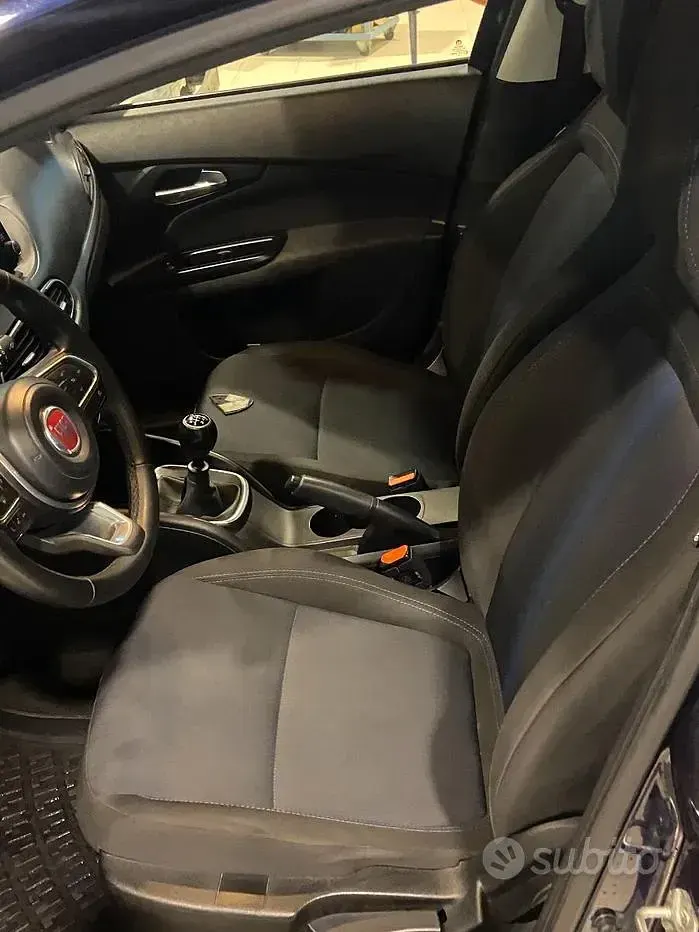 Usata Fiat Tipo 131 CV (96 kW) 2021 Blu Station wagon