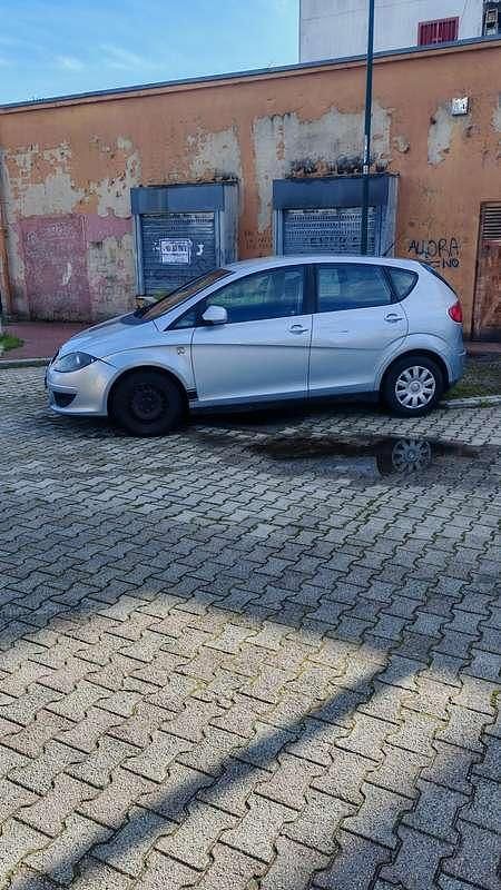 Usata Seat Altea 105 CV (77 kW) 2010 Argento Monovolume
