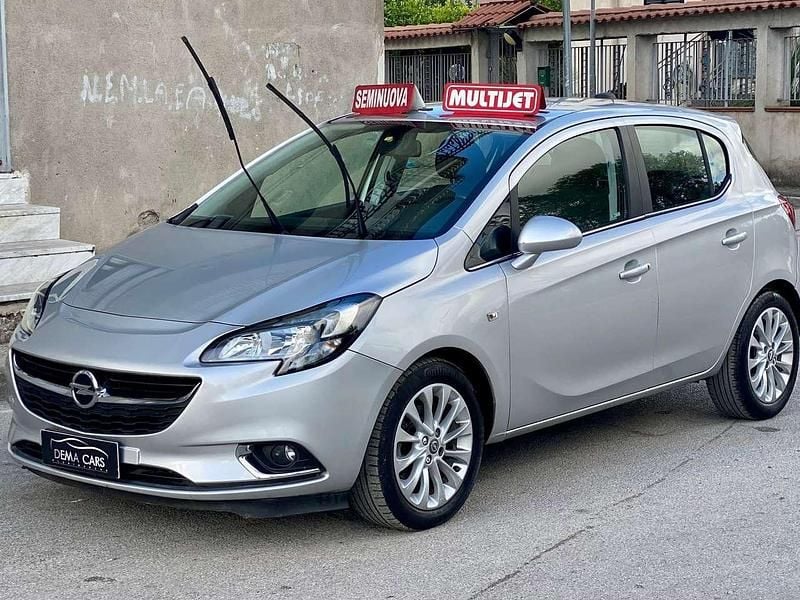 Usata Opel Corsa 95 CV (69 kW) 2017 Argento Berlina