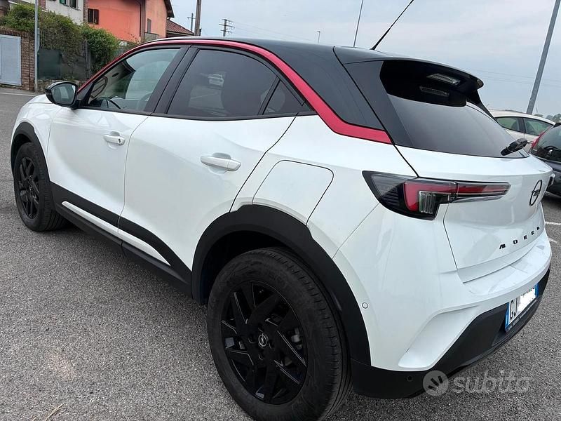 Usata Opel Mokka GS Line 100 CV (73 kW) 2022 Bianco SUV