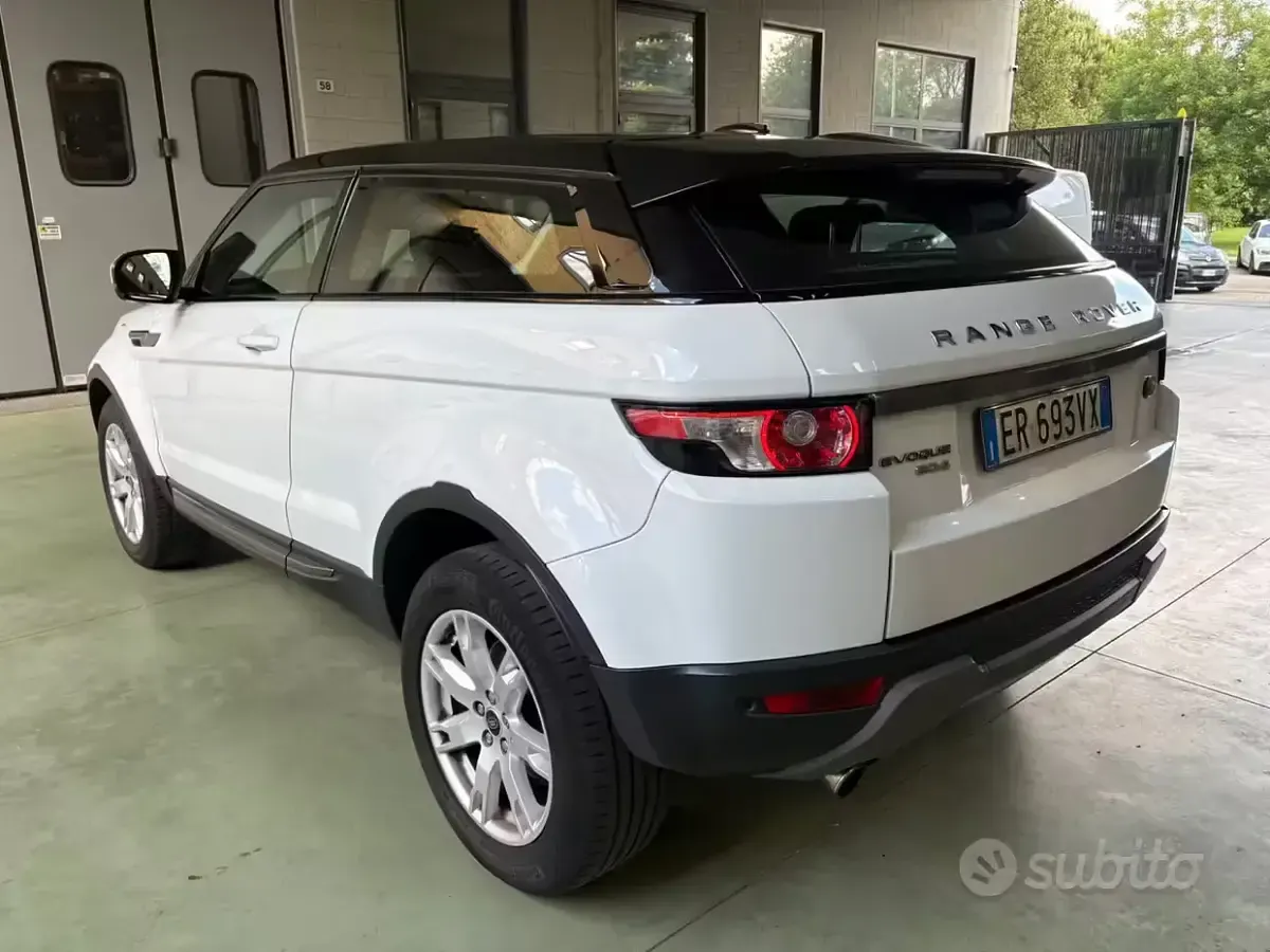Usata Land Rover Range Rover evoque Dynamic 150 CV (110 kW) 2013 Bianco SUV