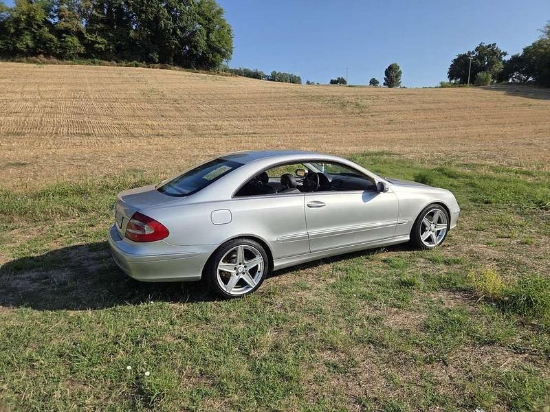Usata Mercedes CLK270 Avantgarde 170 CV (125 kW) 2006 Coupé