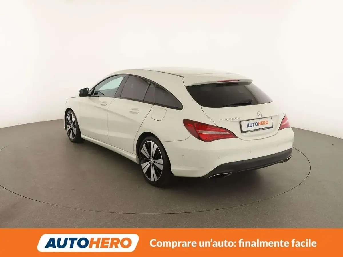 Usata Mercedes CLA200 Shooting Brake 136 CV (100 kW) 2017 Bianco Station wagon