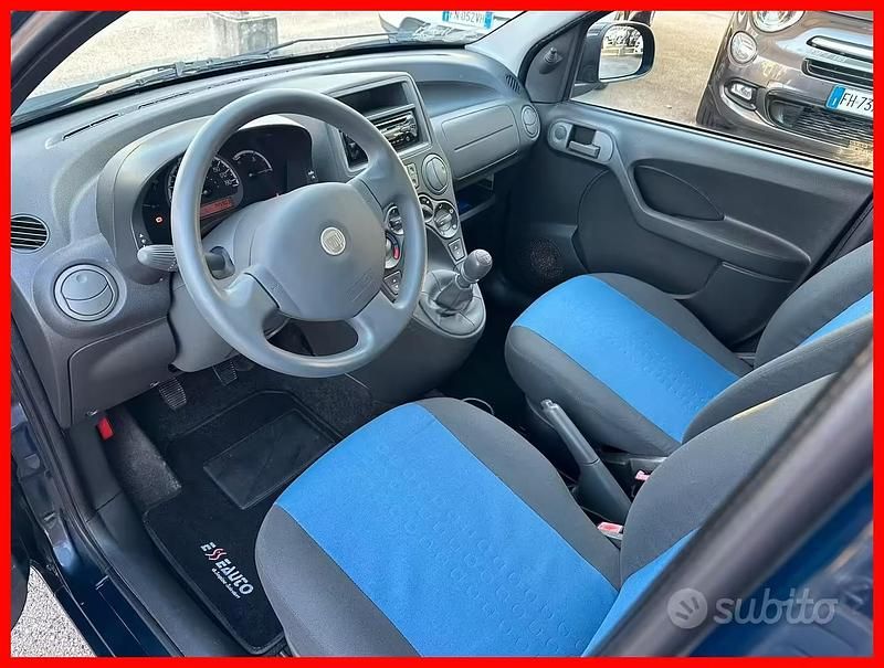 Usata Fiat Panda Dynamic 59 CV (43 kW) 2012 Blu Utilitaria
