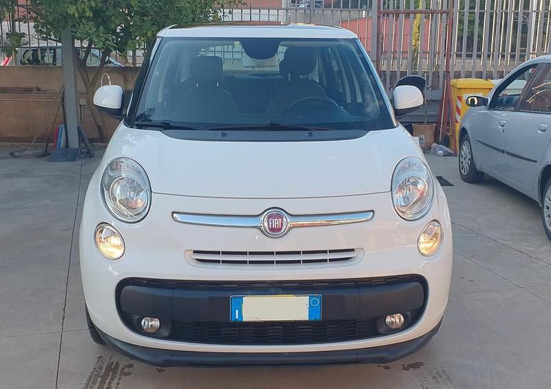 Usata Fiat 500L Lounge 85 CV (62 kW) 2014 Bianco Monovolume