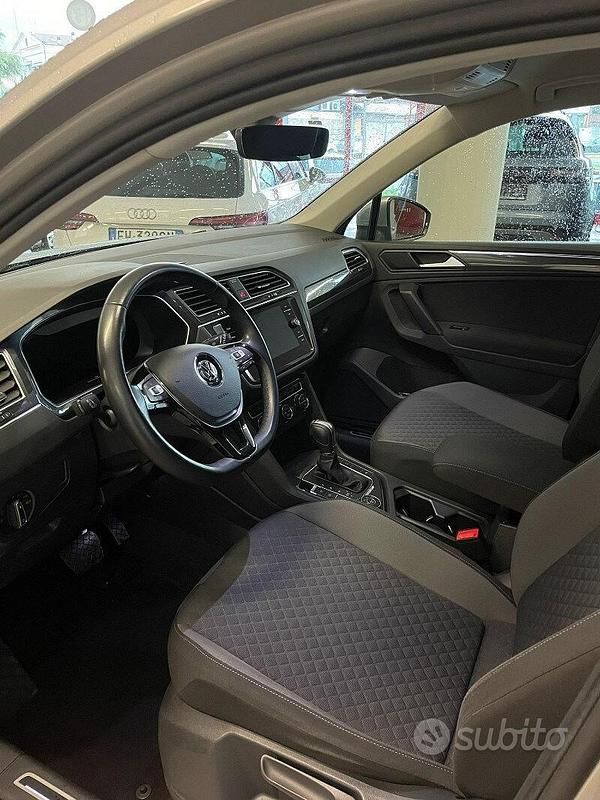 Usata VW Tiguan Business 150 CV (110 kW) 2018 Gray SUV