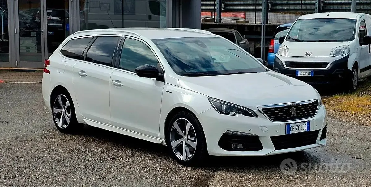 Usata Peugeot 308 GT-line 131 CV (96 kW) 2020 Bianco Station wagon