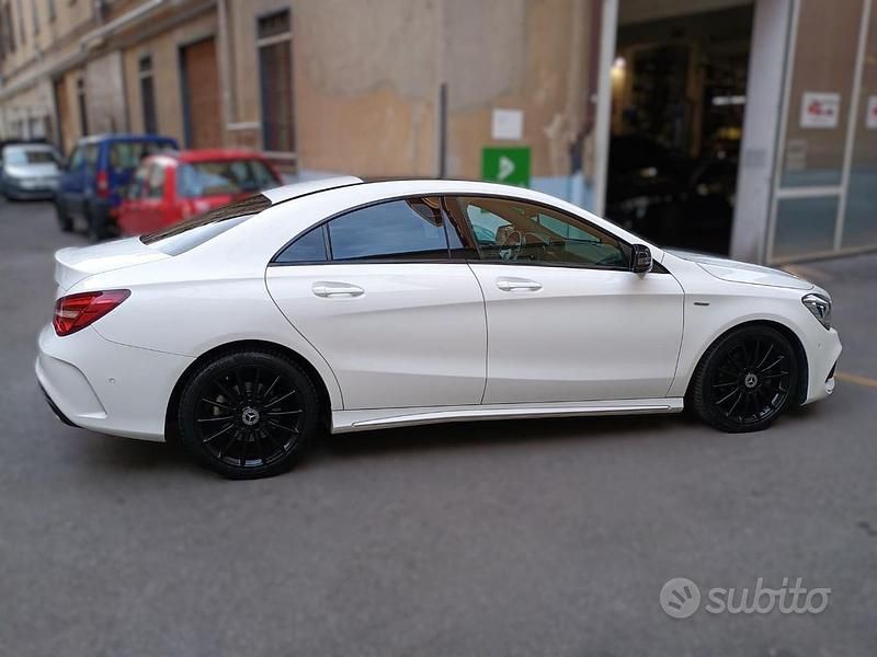 Usata Mercedes CLA200 Premium 136 CV (100 kW) 2018 Bianco Berlina