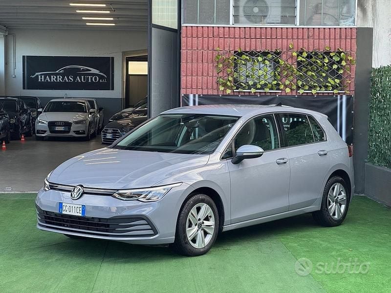 Usata VW Golf VIII Style 115 CV (84 kW) 2021 Grigio Berlina
