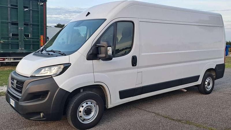 Usata Fiat Ducato 140 CV (102 kW) 2023 Bianco Furgone
