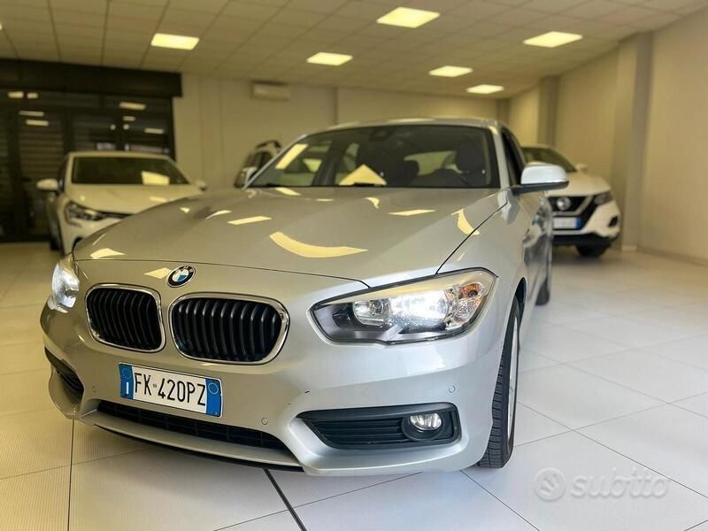 Usata BMW 116 Sport Line 116 CV (85 kW) 2017 Grigio Utilitaria