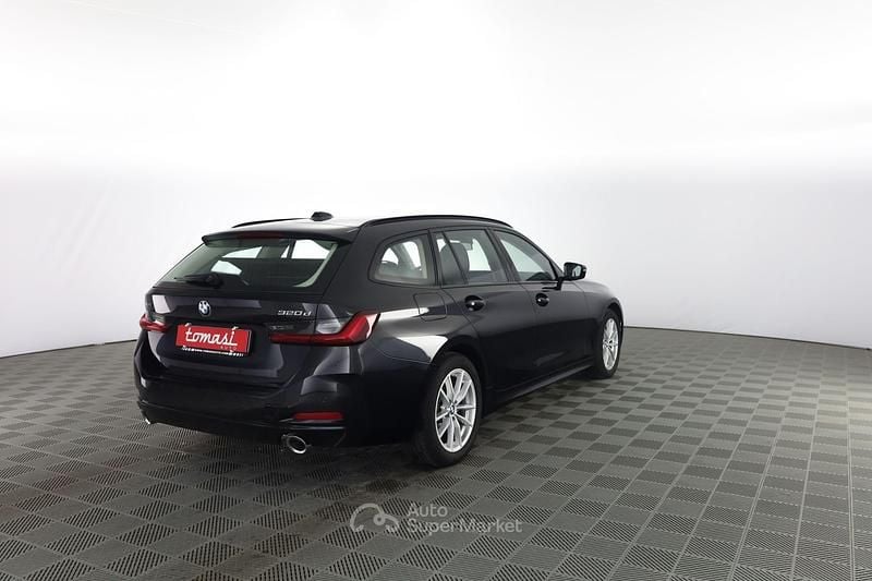 Usata BMW 320 Efficient Dynamics 190 CV (139 kW) 2023 Nero Station wagon