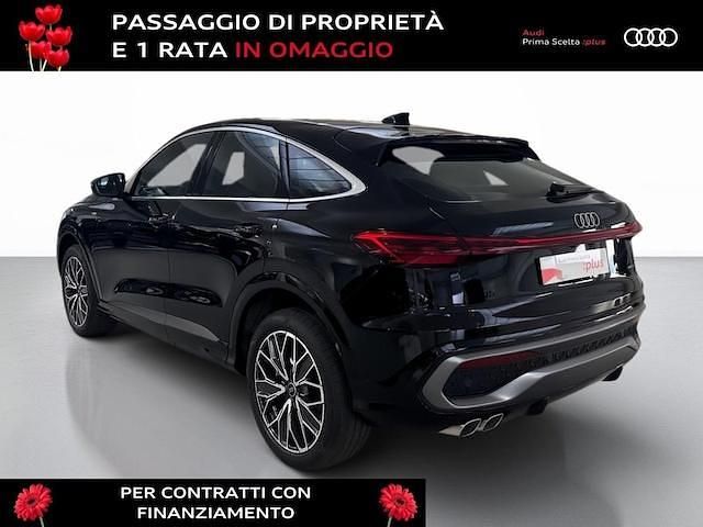 Nuova Audi Q5 Sportback Advanced 204 CV (150 kW) 2025 Nero mythos metallizzato SUV