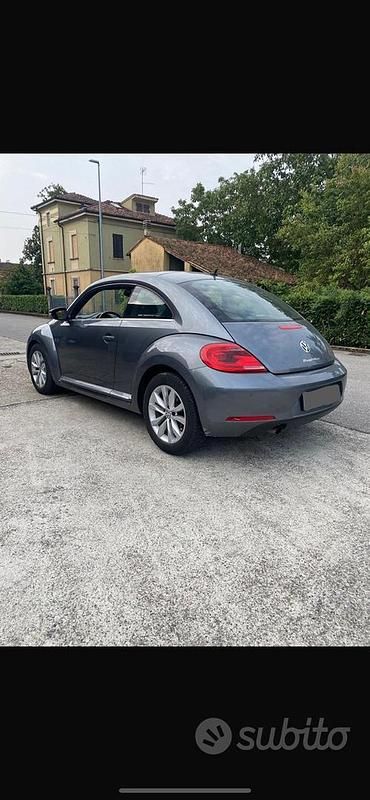 Usata VW Beetle 2012 Grigio Utilitaria