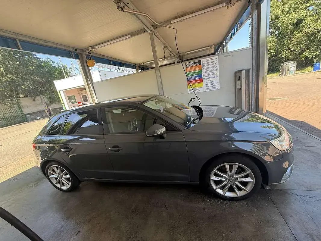 Usata Audi A3 Design 116 CV (85 kW) 2018 Berlina
