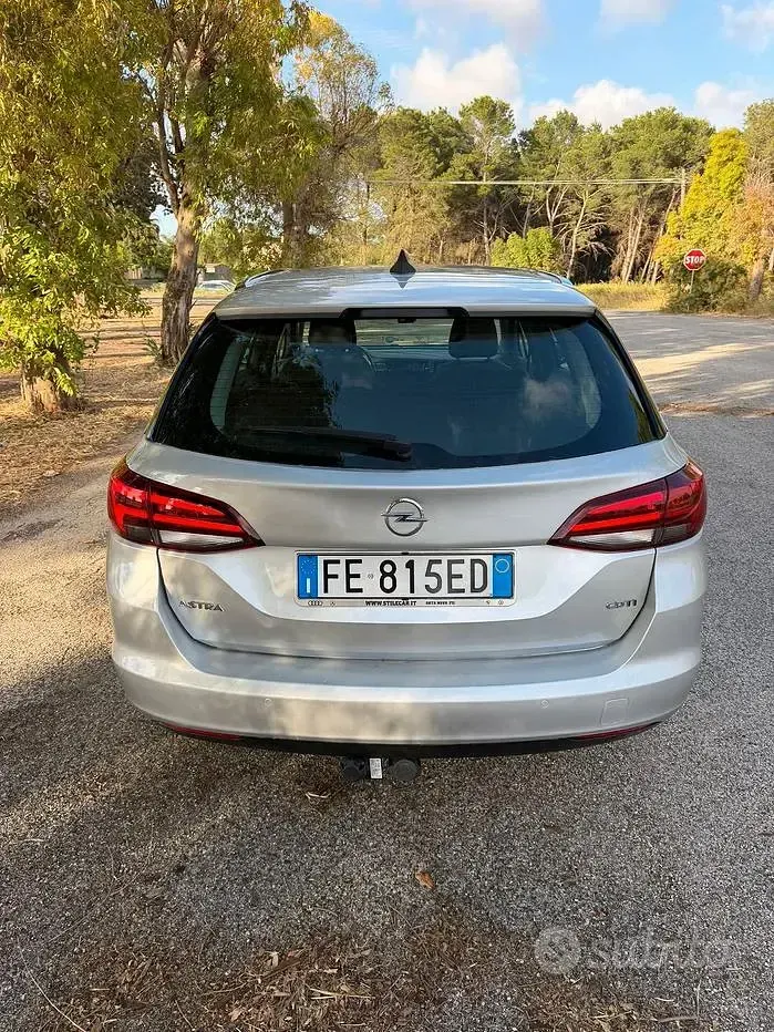 Käytetty Opel Astra Sport 110 HP (80 kW) 2016 Hopea Farmari