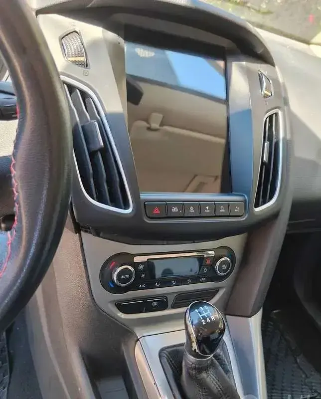 Usata Ford Focus 125 CV (91 kW) 2013 Nero Berlina