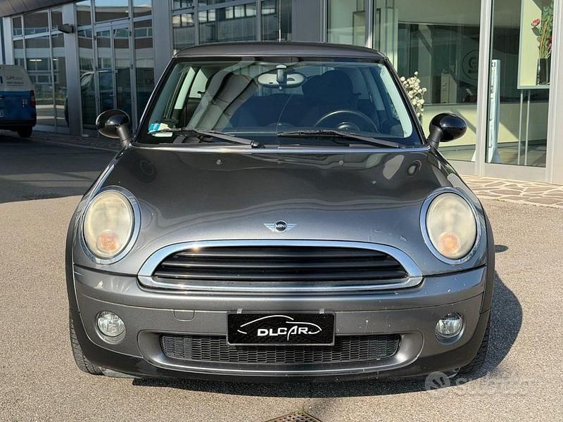 Usata Mini ONE 75 CV (55 kW) 2009 Grigio Utilitaria