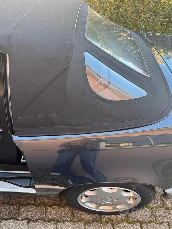 Usata Mercedes SL280 193 CV (141 kW) 1993 Nero Cabrio