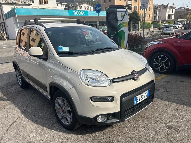 Usata Fiat Panda Easy 80 CV (58 kW) 2014 Marrone Utilitaria