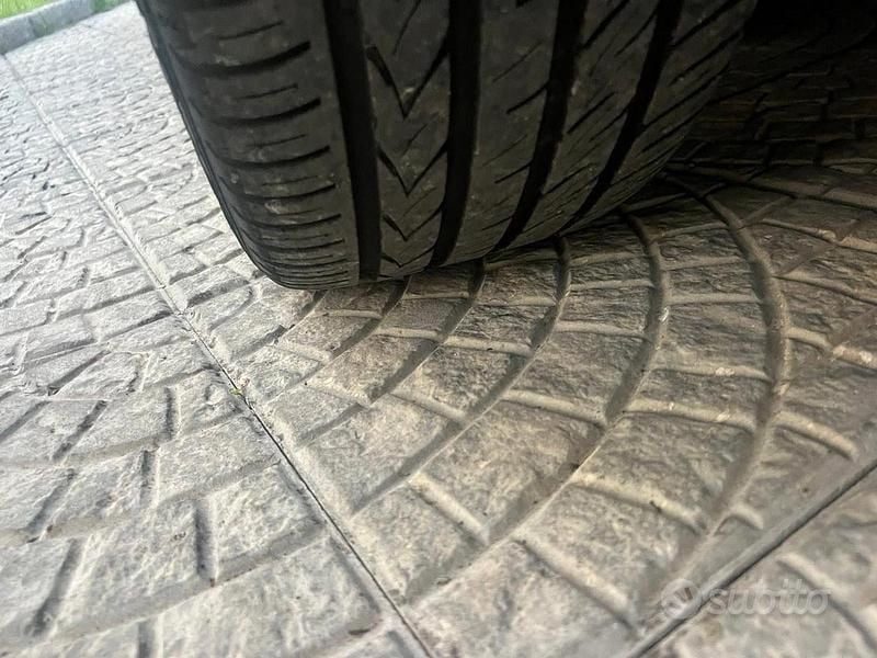 Usata Mercedes E250 Avantgarde 210 CV (154 kW) 2012 Nero Berlina