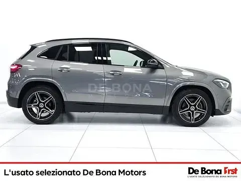 Usata Mercedes GLA200 AMG Line Premium Plus 150 CV (110 kW) 2026 Grigio SUV