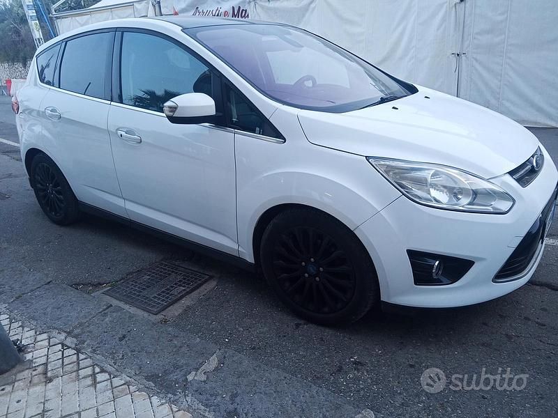 Begagnad Ford C-MAX Titanium 125 HK (91 kW) 2011 Vit Minibuss