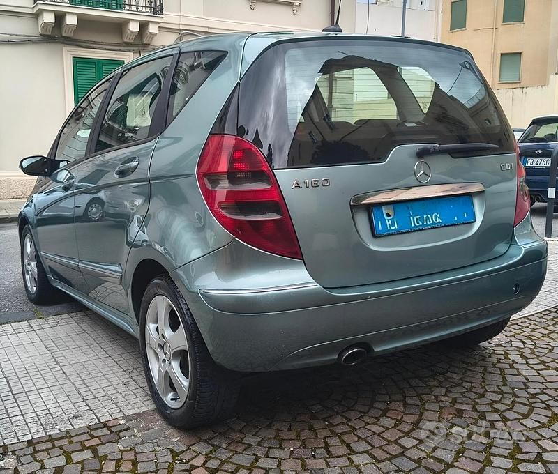 Usata Mercedes A160 Elegance 110 CV (80 kW) 2005 Verde Berlina