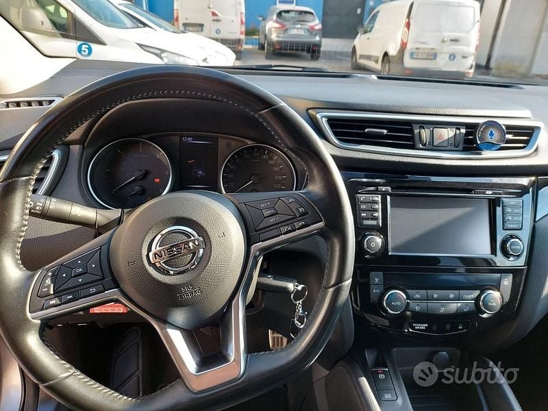 Usata Nissan Qashqai 110 CV (80 kW) 2018 Grigio SUV