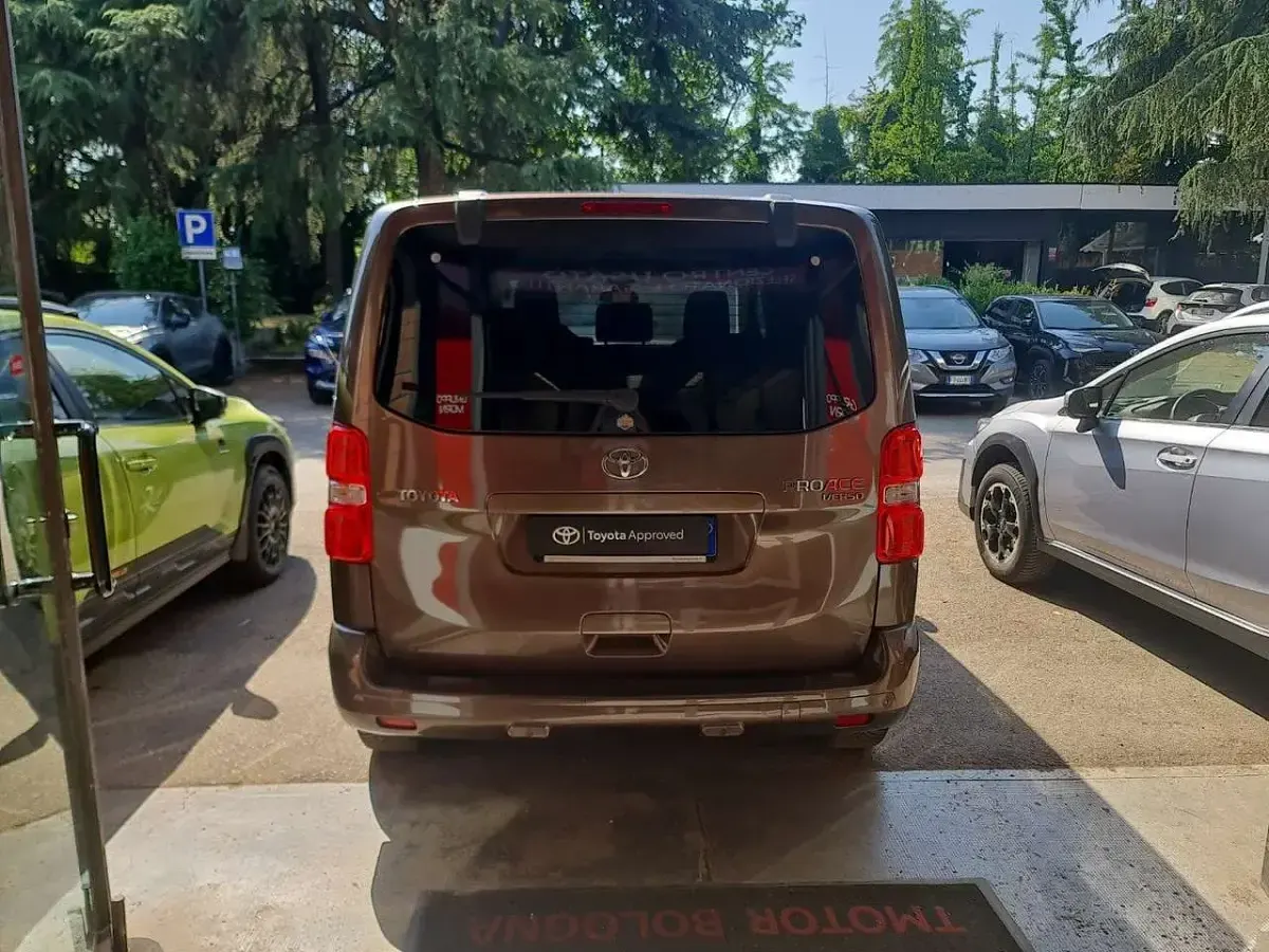 Usata Toyota Proace Executive 120 CV (88 kW) 2020 Other Monovolume