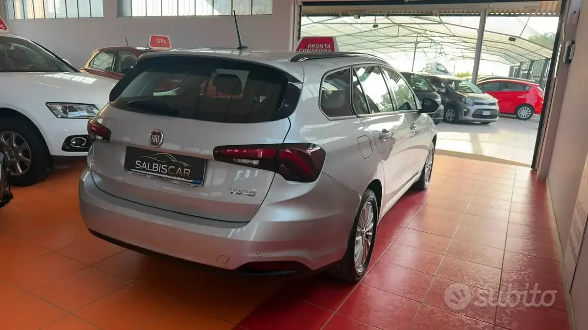 Usata Fiat Tipo Life 131 CV (96 kW) 2021 Grigio Station wagon