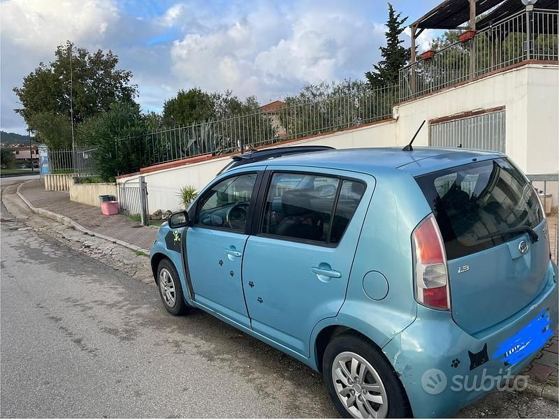 Usata Daihatsu Sirion 102 CV (75 kW) 2006 Utilitaria