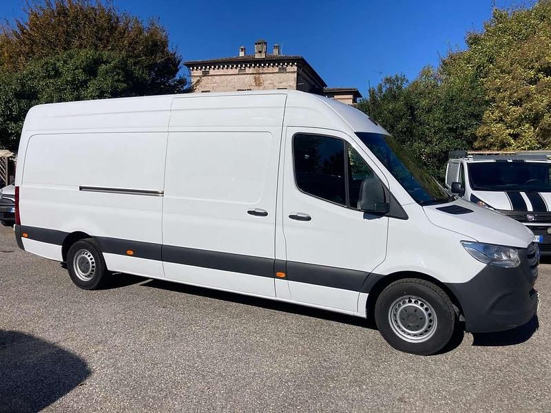 Bianco Usata 2020 Mercedes Sprinter Furgone | 19.900 € (Cara) - Immagine 1/4