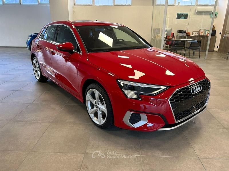 Usata Audi A3 Advanced 150 CV (110 kW) 2023 Rosso Berlina