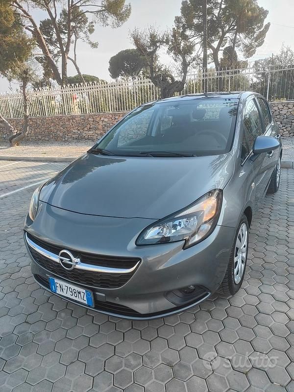 Usata Opel Corsa 90 CV (66 kW) 2019 Grigio Utilitaria