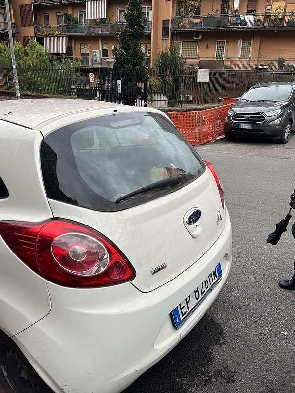 Usata Ford Ka 95 CV (69 kW) 2012 Grigio Berlina