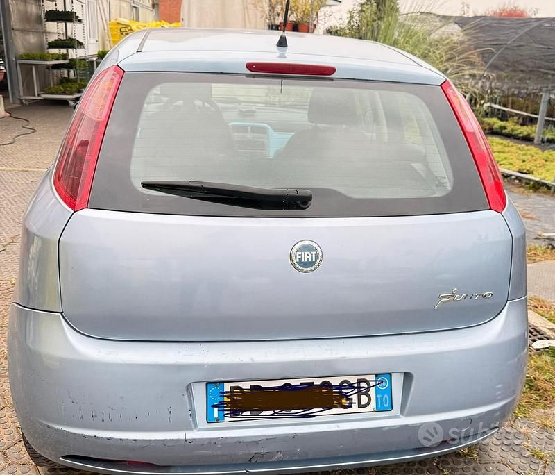 Usata Fiat Grande Punto 75 CV (55 kW) 2006 Utilitaria