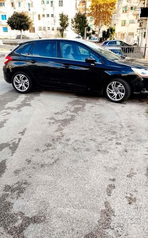 Usado Citroën C4 112 HP (82 kW) 2010 Sedan