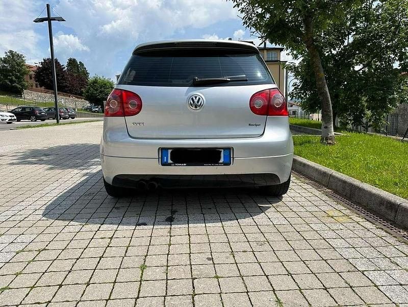 Usata VW Golf IV GTI 200 CV (147 kW) 2005 Grigio Berlina