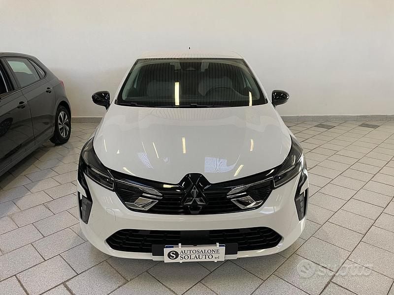 Usata Mitsubishi Colt Invite 91 CV (66 kW) 2024 Bianco Berlina