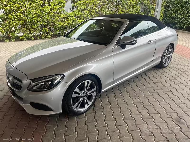 Second-hand Mercedes C220 170 CP (125 kW) 2017 Argintiu Cabrio