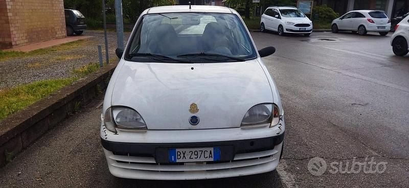 Usata Fiat 600 2002 Bianco Berlina